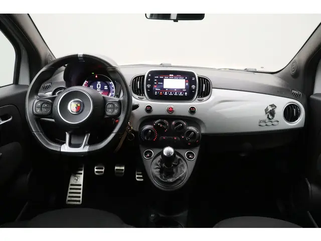 Fiat 500 1.4 T-Jet Abarth 595 2019 Benzine 4
