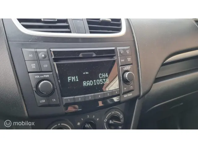 Suzuki Swift 1.2 Comfort EASSS 2015 Benzine 13