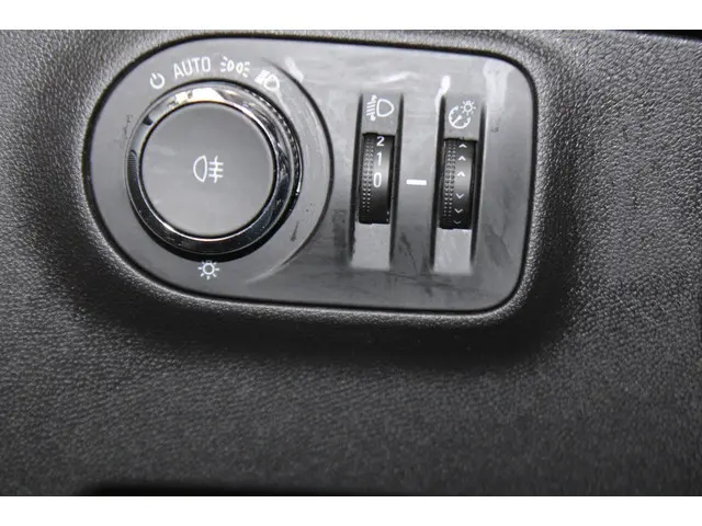 Opel ADAM 1.0 Turbo Slam 2015 Benzine 19