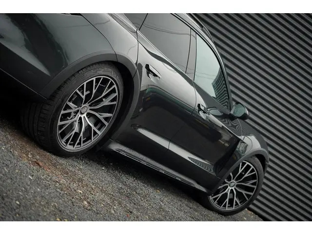 Porsche Taycan Cross Turismo 4 93 kWh 2021 Elektrisch 3