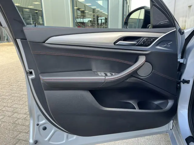 BMW X4 xDrive30i High Executive M-Sport 2019 Benzine 19