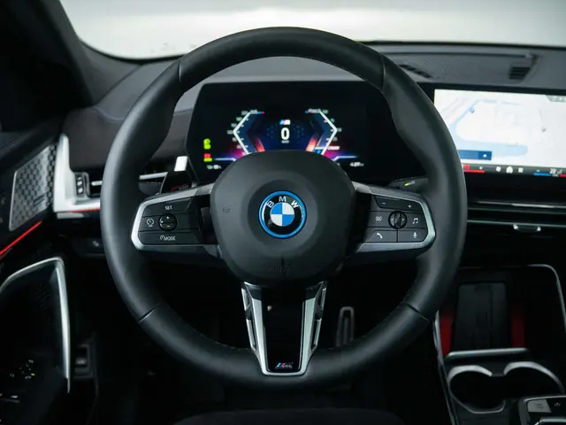 BMW iX2 eDrive20 2024 Elektrisch 8