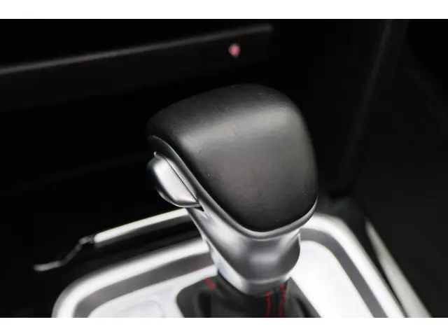Kia ProCeed 1.6 T-GDI GT 2019 Benzine 56