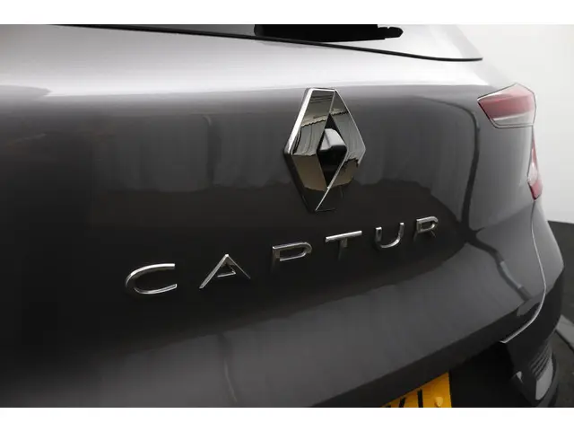 Renault Captur 1.3 mild hybrid 160 techno 2023 Benzine 47