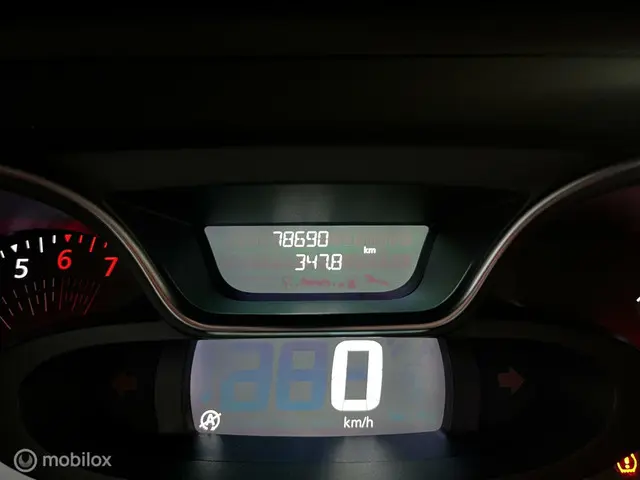 Renault Captur 0.9 TCe LEER/NAVI/CRUISE/SCHADE 2017 Benzine 16