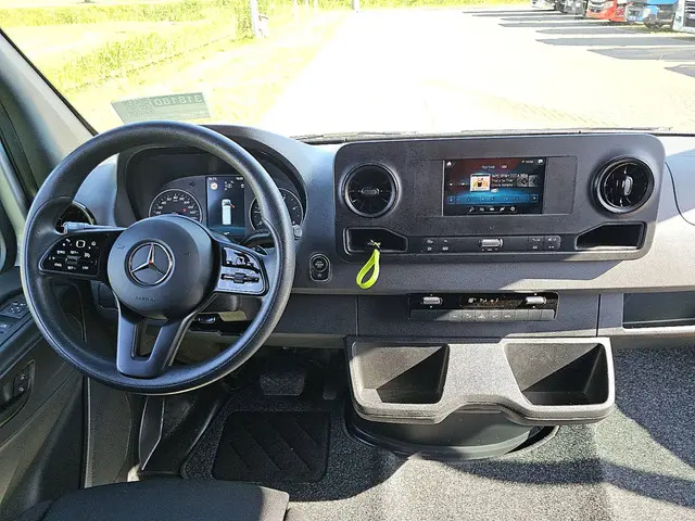 Mercedes-Benz Sprinter 314 2021 Diesel 8