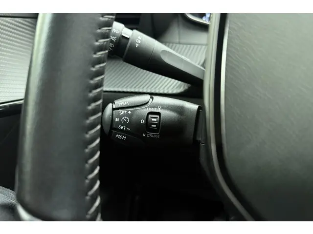 Peugeot 208 1.2 PureTech Blue Lease Active 2020 Benzine 20