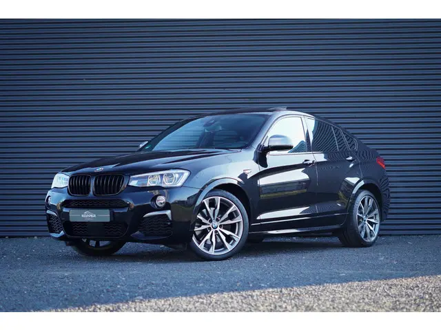 BMW X4 M40i High Executive 2018 Benzine 30