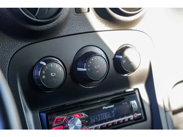 Mercedes-Benz Citan 108 CDI BlueEFFICIENCY 2013 Diesel 19