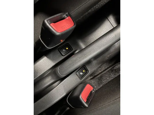 Suzuki Swift 1.2 Bandit EASSS 2013 Benzine 24