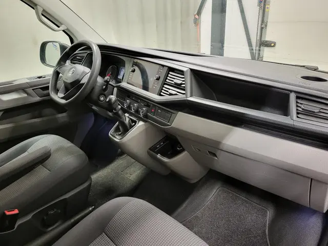 Volkswagen Transporter 2.0TDI Euro 6! 2020 Diesel 7