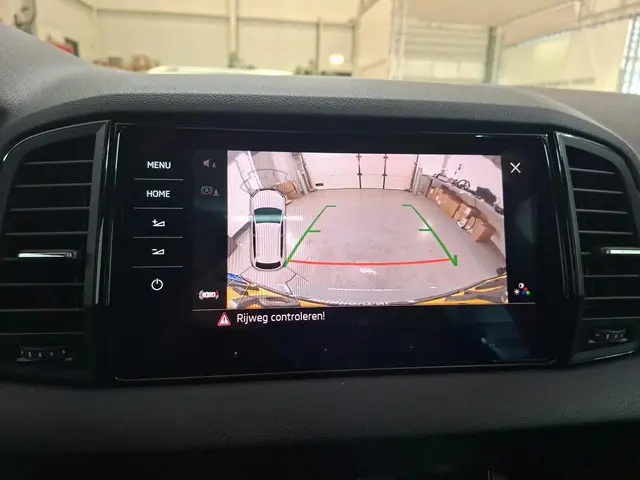 Škoda Karoq 1.5 TSI ACT Sportline Business 2022 Benzine 10