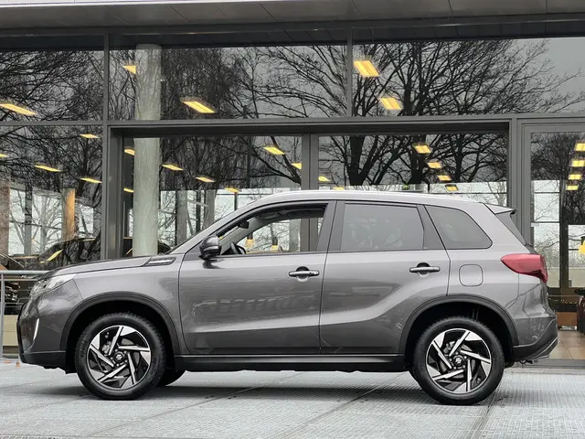 Suzuki Vitara 1.5 Hybrid Style 2025 Hybride Benzine 19