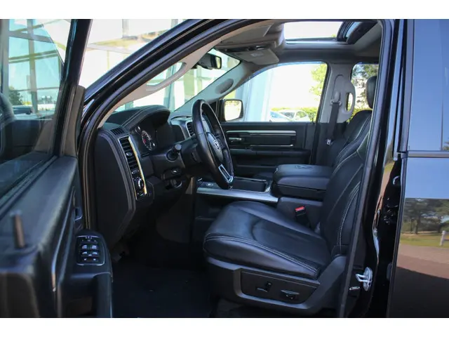 Dodge Ram 1500 5.7 V8 4x4 QC 6'4 2018 LPG/Gas 12