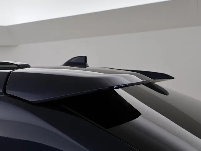 Toyota bZ4X DYNAMIC 71 kWh + TREKHAAK 2023 Elektrisch 36