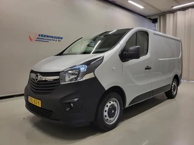 Opel Vivaro 2