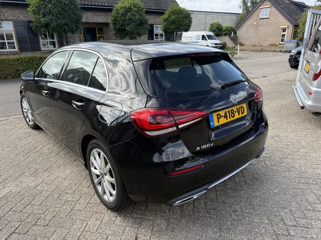 Mercedes-Benz A-Klasse 180 d Launch Edition 2019 Diesel 5