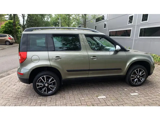 Škoda Yeti Outdoor 1.2 TSI Elegance 2014 Benzine 11