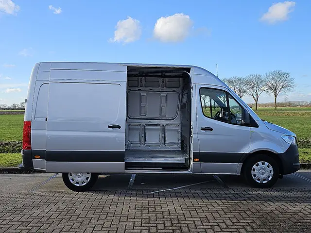 Mercedes-Benz Sprinter 317 2021 Diesel 14