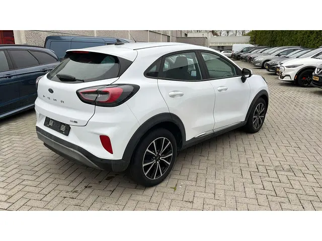 Ford Puma 1.0 EcoBoost Hybrid Titanium 2022 Benzine 32