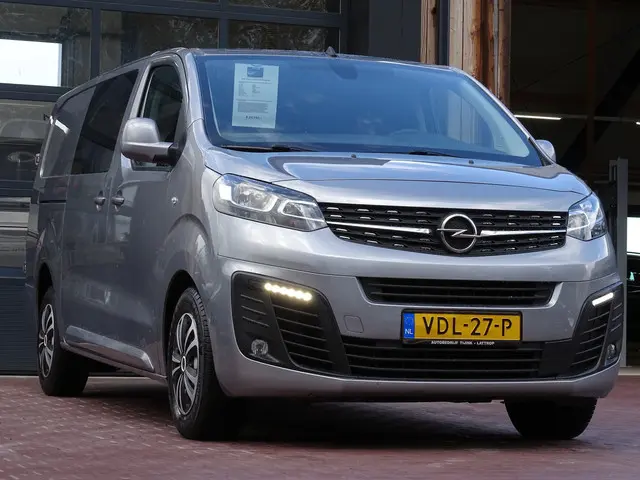Opel Vivaro 2.0 CDTI L3H1 DC Edition 2019 Diesel 24
