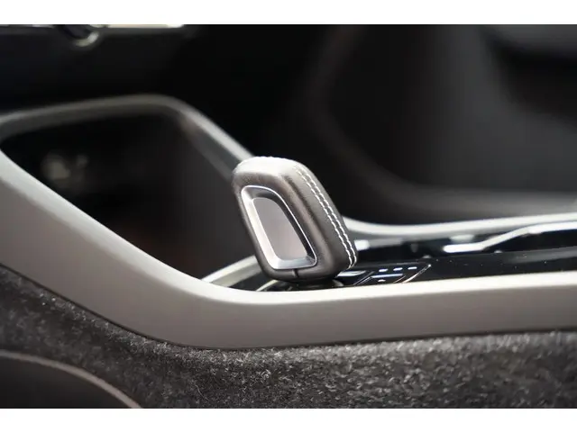 Volvo XC40 P8 Recharge AWD R-Design 2021 Elektrisch 26