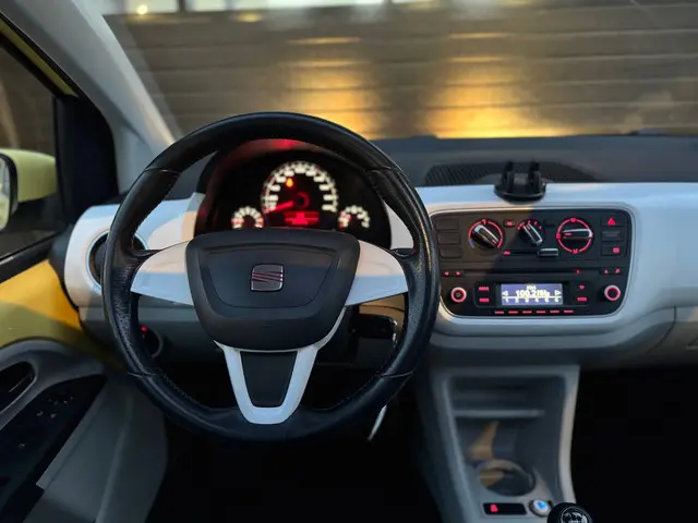 SEAT Mii 1.0 Reference Panorama Airco LM 2012 Benzine 38