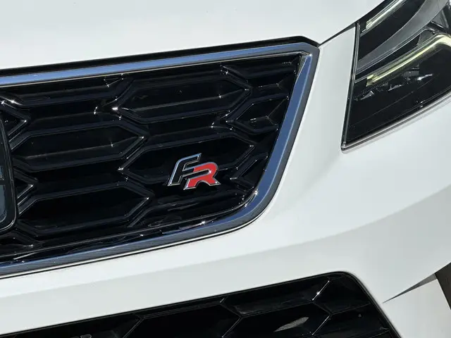 SEAT Ateca 1.4 TSI FR Xcellence 2018 Benzine 37