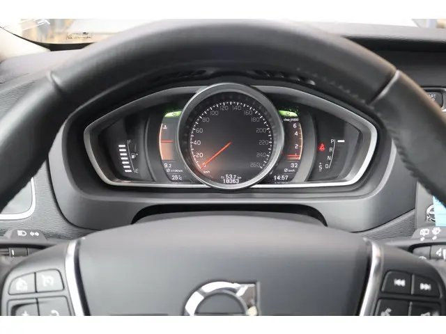 Volvo V40 Cross Country 1.5 T3 Polar+ Luxury 2020 Benzine 25