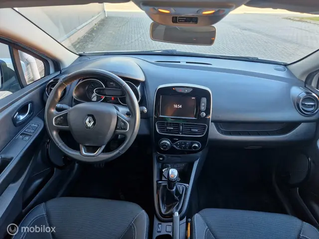 Renault Clio Estate 0.9 TCe Zen 2017 Benzine 16