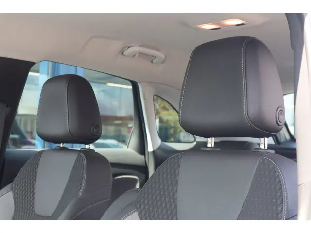 Opel Crossland X 1.2 Turbo Innovation 2017 Benzine 8