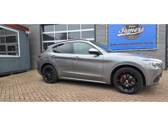 Alfa Romeo Stelvio 2.0 T AWD Super 2018 Benzine 9