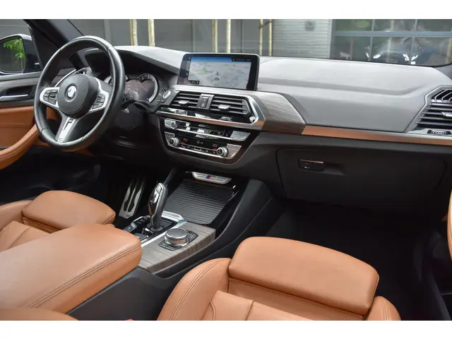BMW X3 M40i xDrive High Executive 2017 Benzine 10