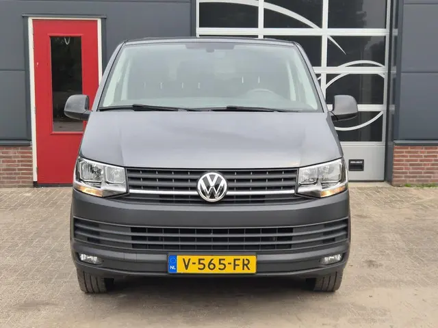 Volkswagen Transporter 2