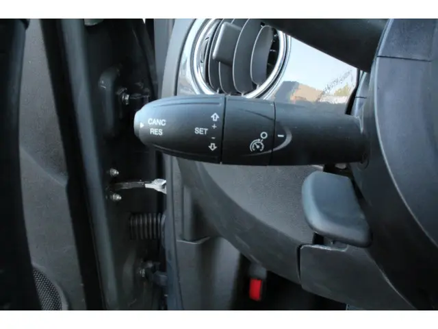 Fiat 500 1.0 Hybrid Connect 2021 Hybride Benzine 14