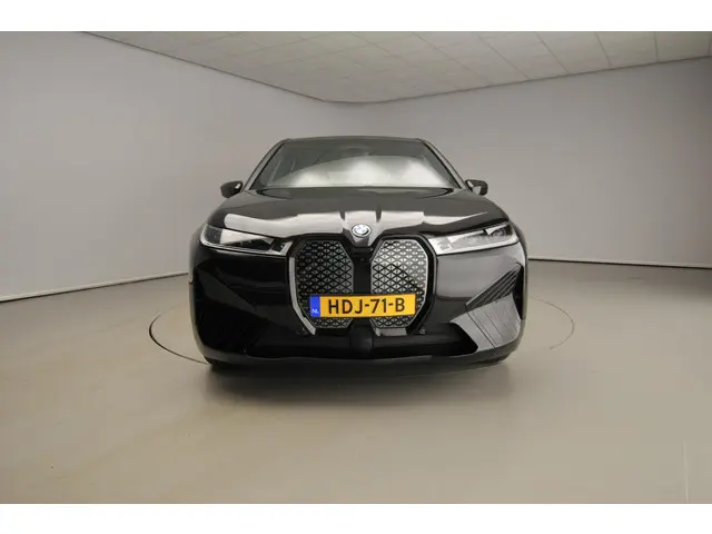BMW iX xDrive50 2025 Elektrisch 5