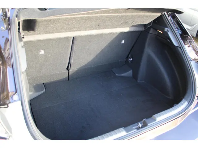 Toyota Corolla 1.8 Hybrid Active 2021 Hybride Benzine 9