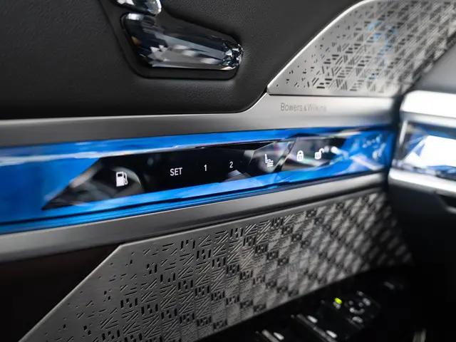 BMW 7 Serie Sedan M760e 2024 Hybride Benzine 26