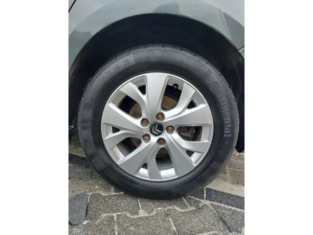Citroën C4 Picasso 1.2 PureTech Selection 2016 Benzine 22