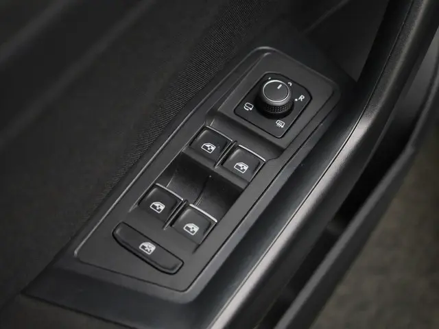 Volkswagen T-Roc 1.0TSI/110PK 2021 Benzine 20