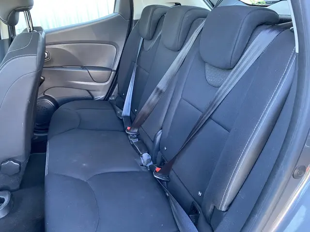 Renault Clio 0.9 TCe Expression 2014 Benzine 6