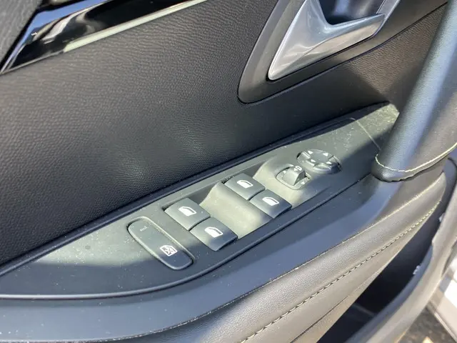 Peugeot e-208 EV GT 350 50 kWh 2020 Elektrisch 16
