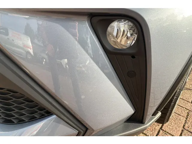 Toyota C-HR 2.0 Hybrid Dynamic 2020 Hybride Benzine 35