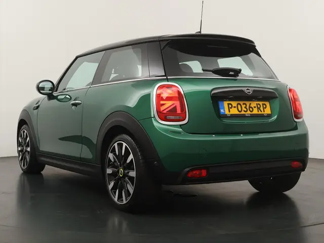MINI Electric Yours 33 kWh 2022 Elektrisch 11