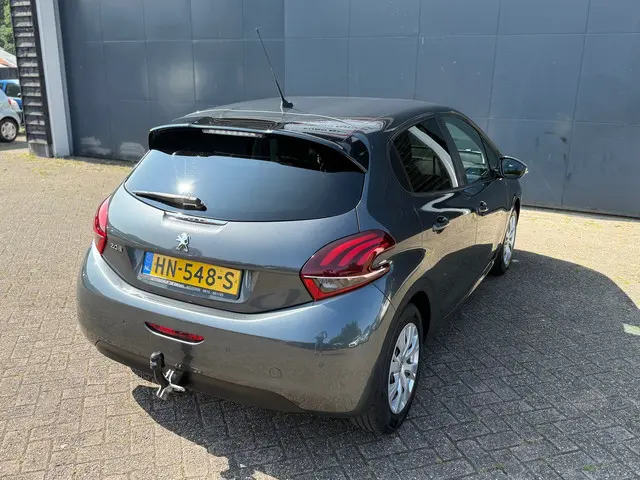 Peugeot 208 1.2 PureTech Urban Soul 2015 Benzine 7