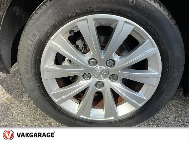 Peugeot 308 1.2 PureTech Style Rijklaarprijs !! 2015 Benzine 6