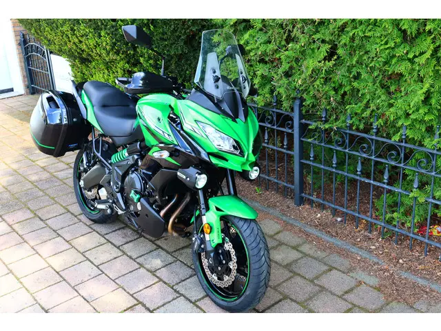 Kawasaki Versys 650 GRAND TOURER ABS 2019 Benzine 9