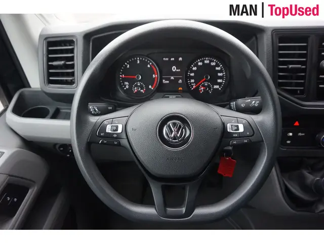 Volkswagen Crafter 35 2.0 TDI L4H3 Highline 2022 Diesel 2