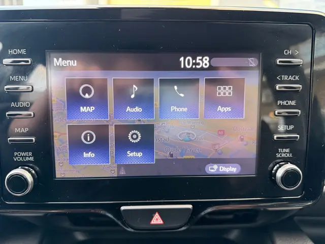 Toyota Yaris 1.5 Hybrid Active 2022 Hybride Benzine 19