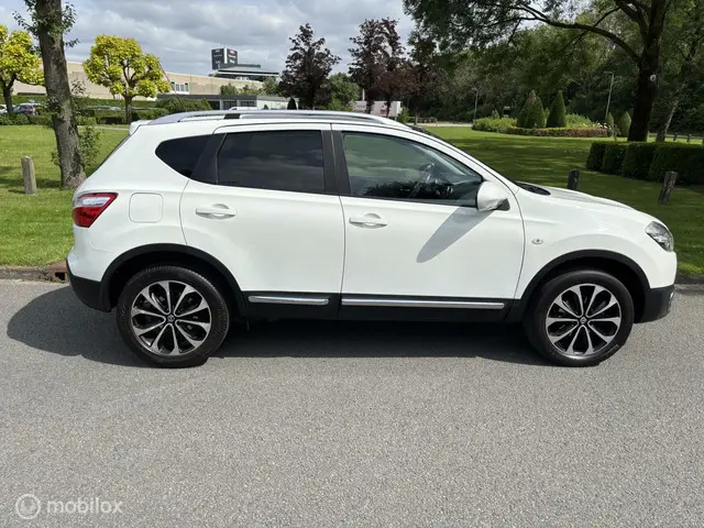 Nissan QASHQAI 1.6 Connect Edition 2013 Benzine 10